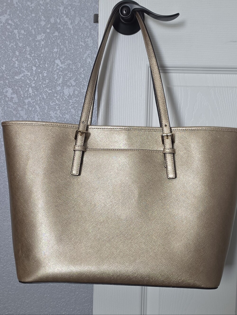 Michael Kors Metallic Gold Tote with Dual Straps - Picture 2 of 8